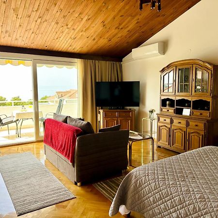 Penthouse Studio With Sea View Макарська Екстер'єр фото