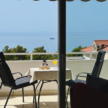 Penthouse Studio With Sea View Макарська Екстер'єр фото